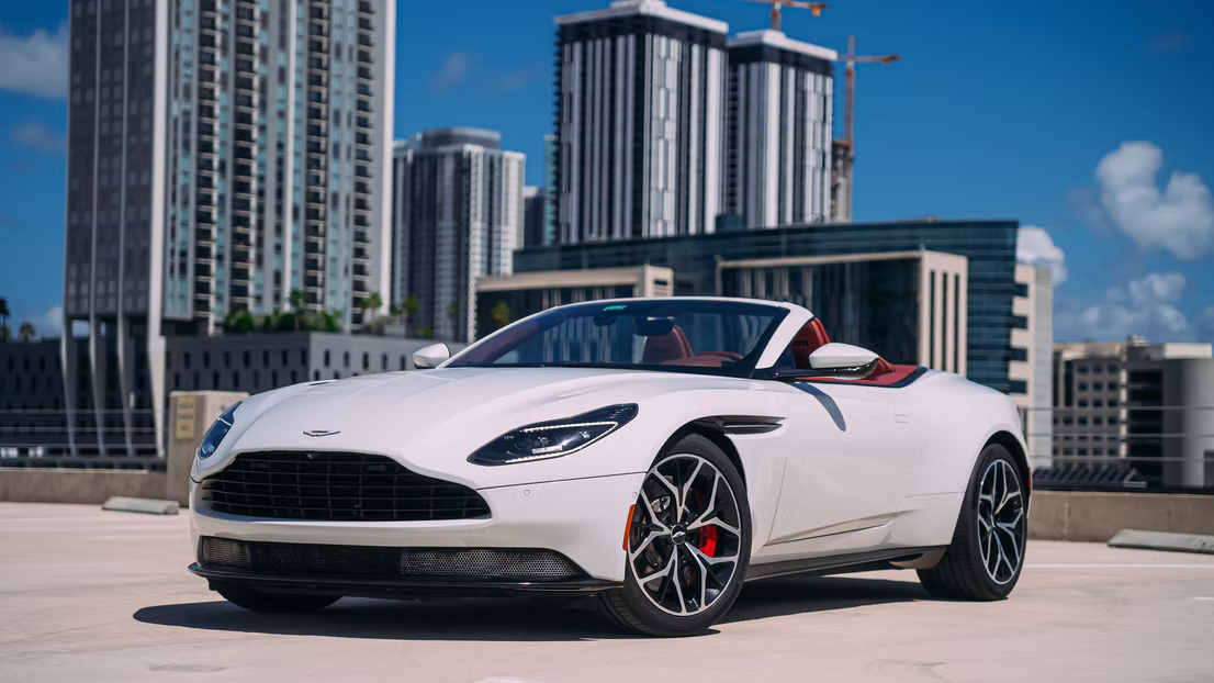 DB11 Volante