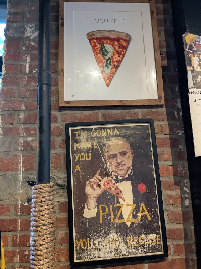 L'Industrie Pizza