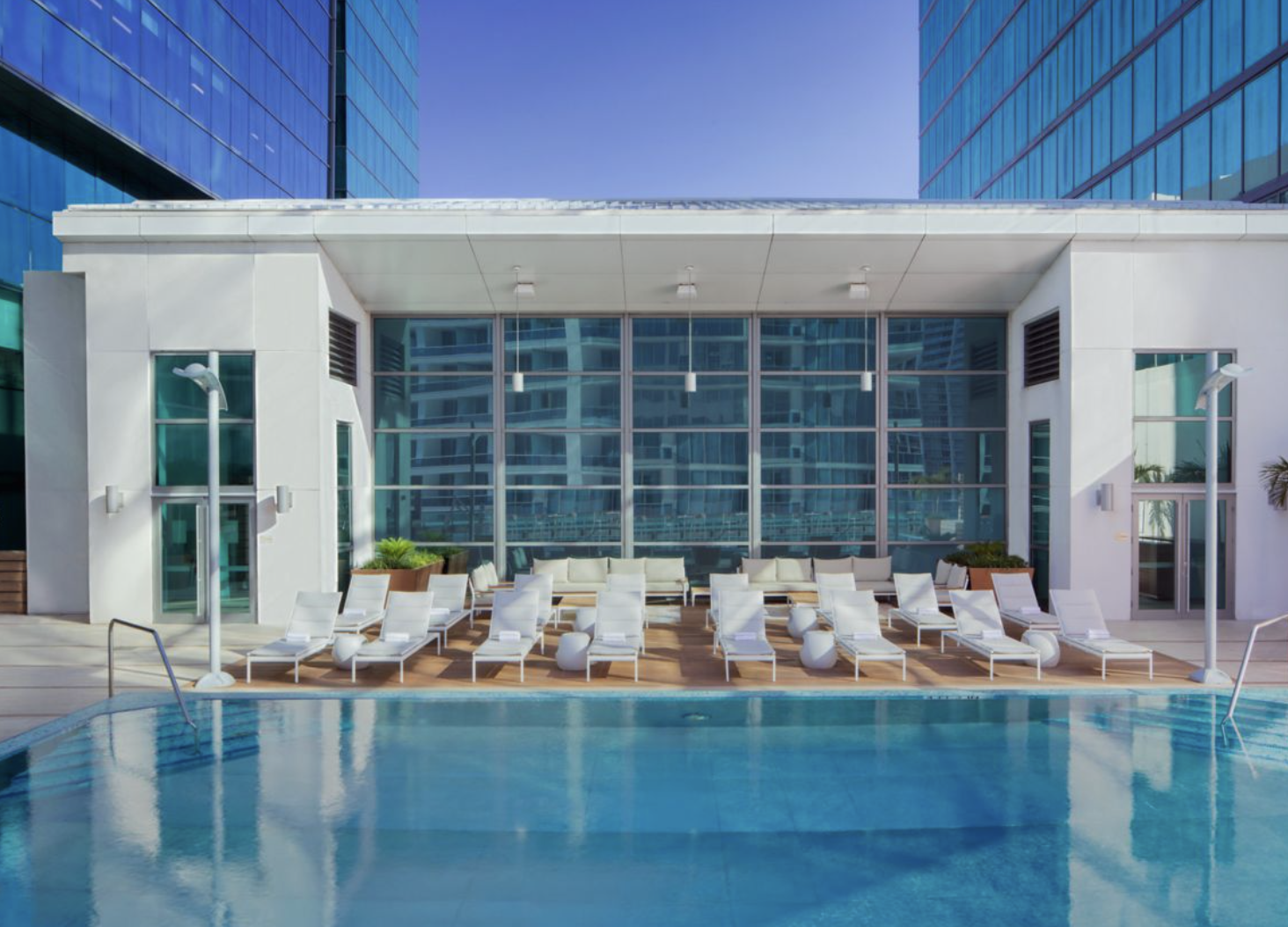 Hotel Beaux Arts Autograph Collection