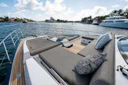 66' Azimut Flybridge