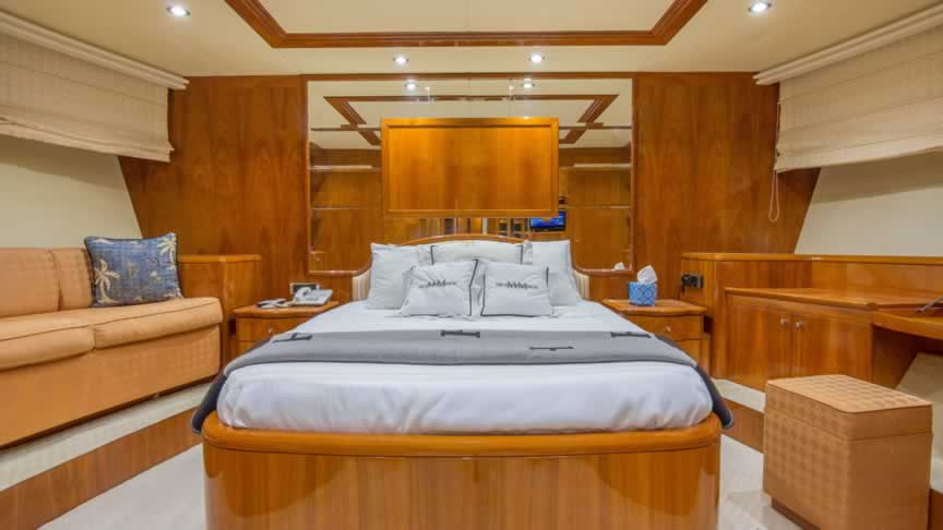 100' Azimut Jumbo Flybridge